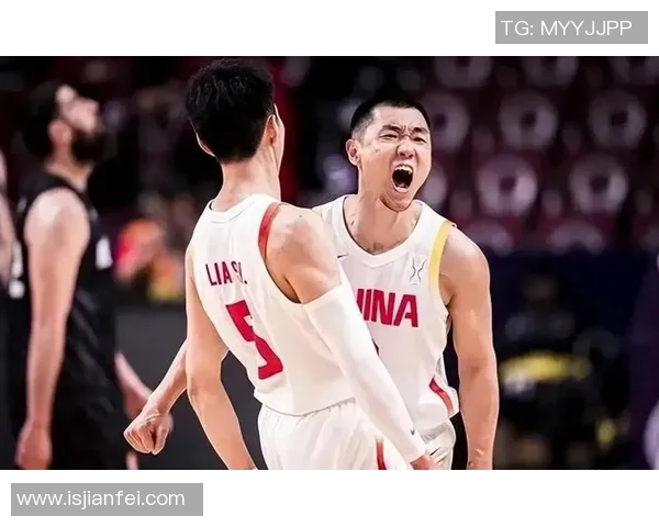 男篮广东队与江苏队激战正酣赛场精彩瞬间回顾与分析